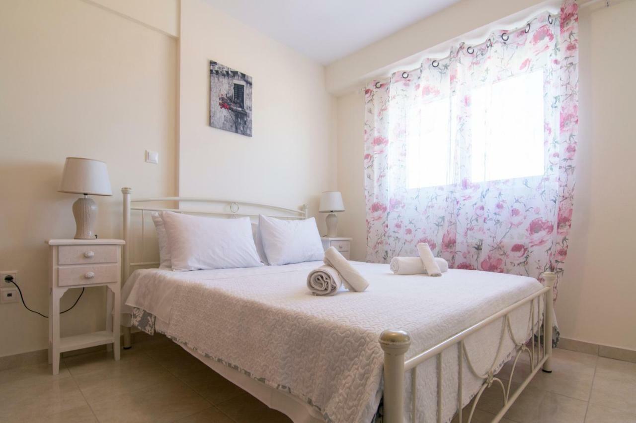 Lovely Apartment Xylokastro 2Nd Floor Екстер'єр фото